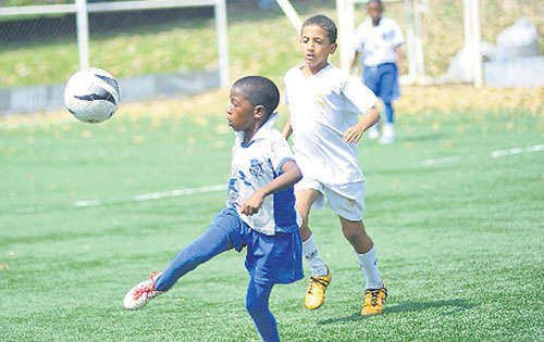 <p>Entrega. Los niños del Árabe llegaron a la final.</p>