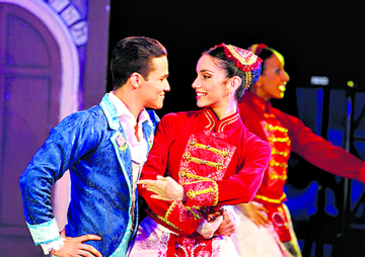 Solieh Samudio y Alexa Gutiérrez enamoraron con su actuación.