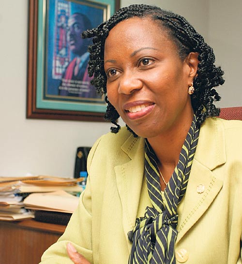 <p>Graciela Dixon</p>