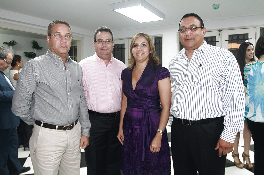 Ricardo Garrido, Carlos Estévez, Lindy Garrido y José Redondo.()