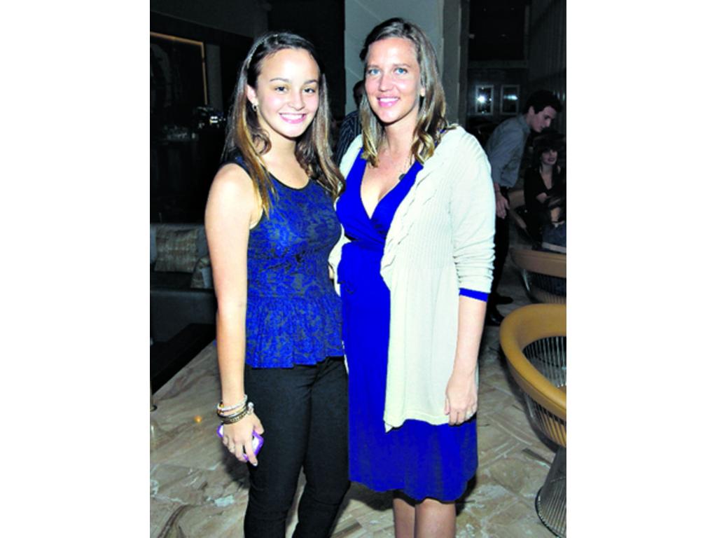 7. María Victoria De León y Marina Boyd.