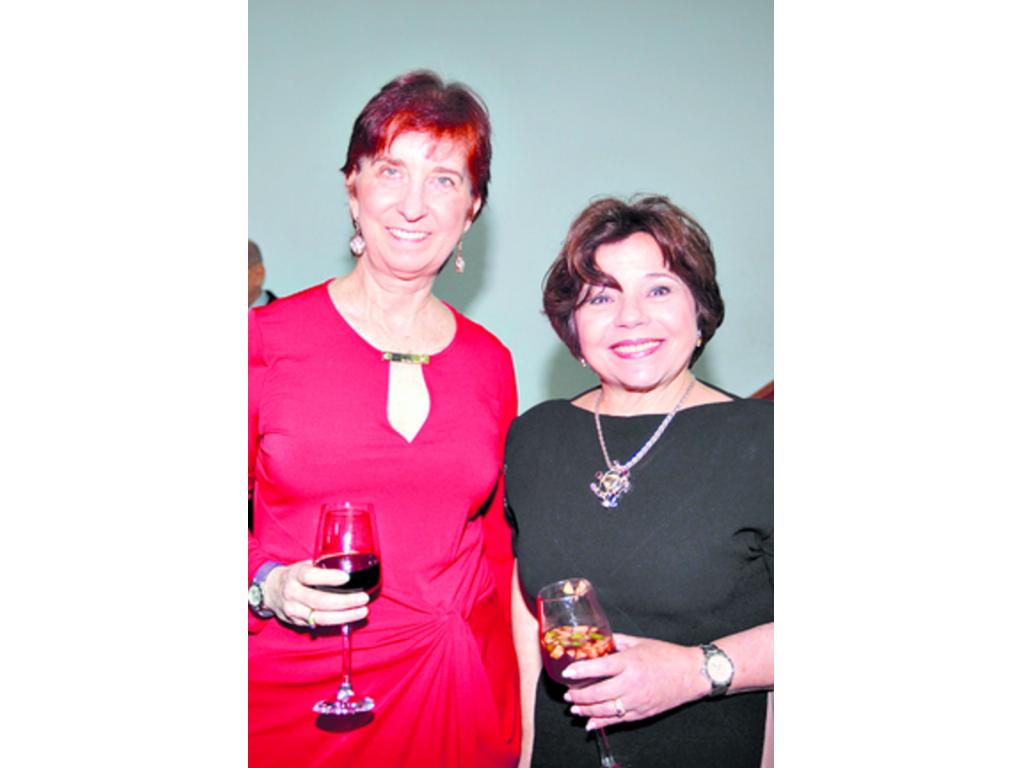 6. Roslyn S. Zelenka e Ivonne Attie.