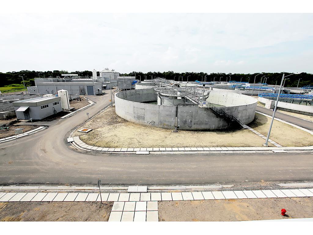Inversión. Planta de tratamiento de aguas residuales (Noriel Gutiérrez)