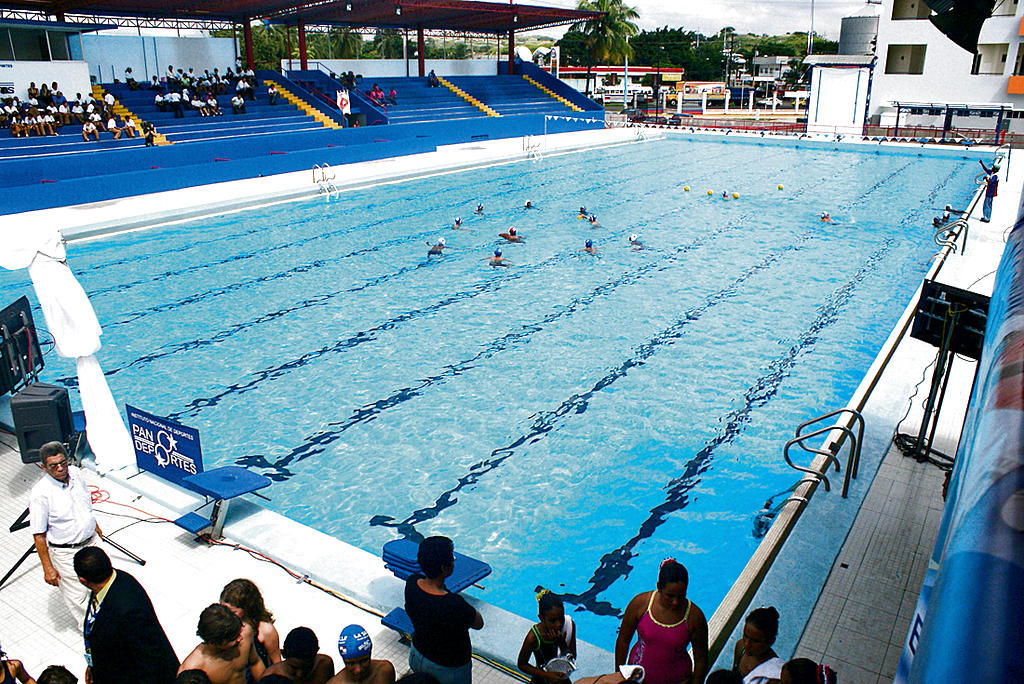 Natación. La piscina Eileen Coparropa, en honor a la Sirenita de oro que nos representó en varias Olimpiadas.(Archivo)