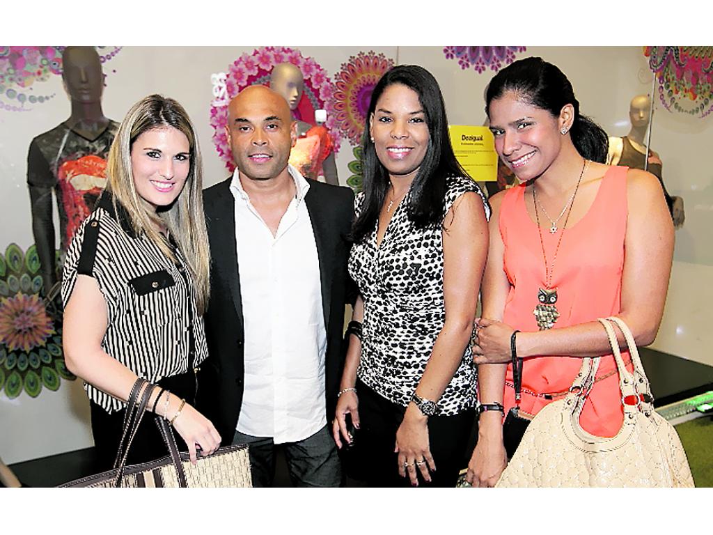 5. Rocío Núñez, Jensen Batista, Tahis Carasquilla y Dessirett Cedeño.()