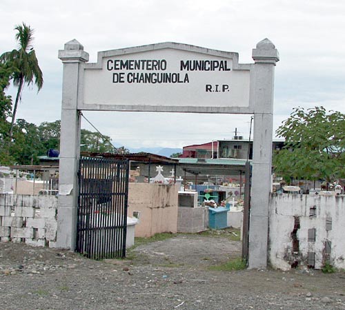 <p>Bocas del Toro. Se necesita más espacio físico. </p>