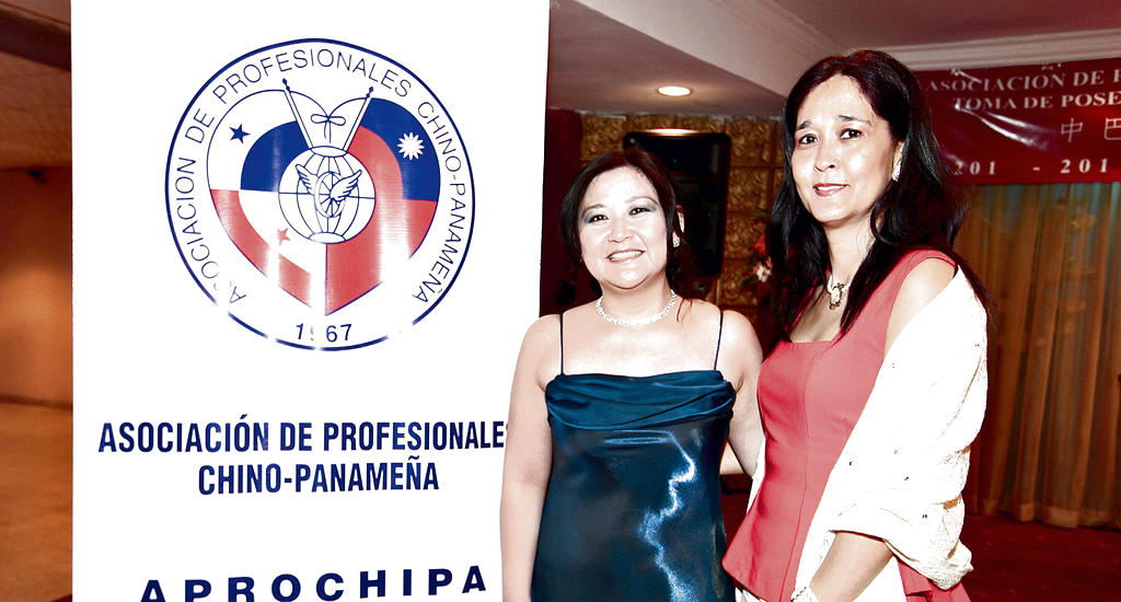 Diana Chu Siu (presidenta entrante) y Nitzia Vieto de Chong.(Abel Rodríguez)