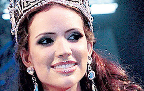 <p>Entregará la corona 2011.</p>