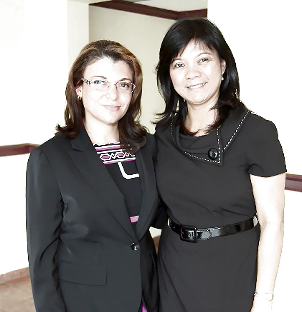 Sandra Sánchez y Jenny Chew.()