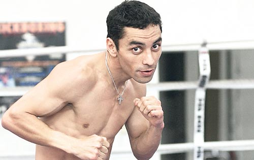 <p>Poder. Fernando Montiel (45-3-2-35 KOs).</p>