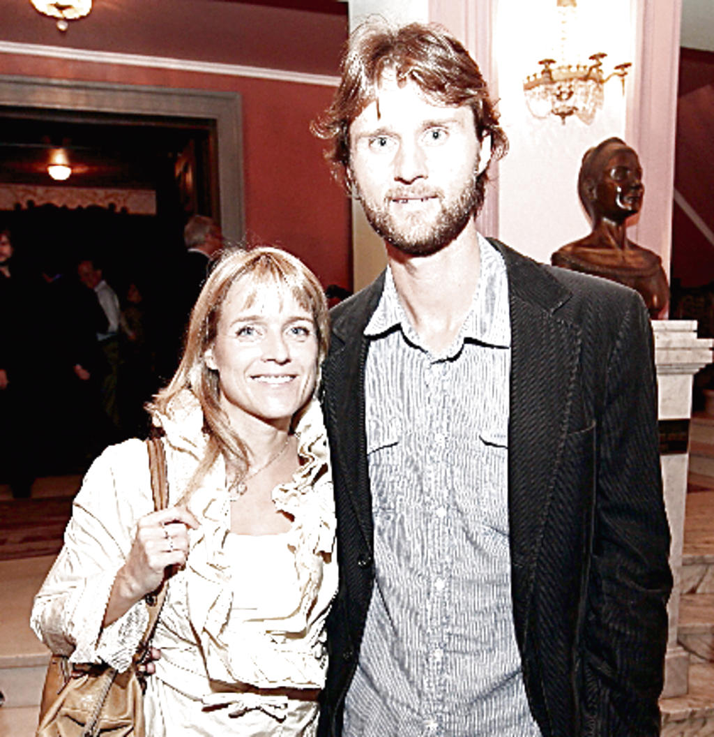 Louise Agersnap y Mikkel Bronolt.()