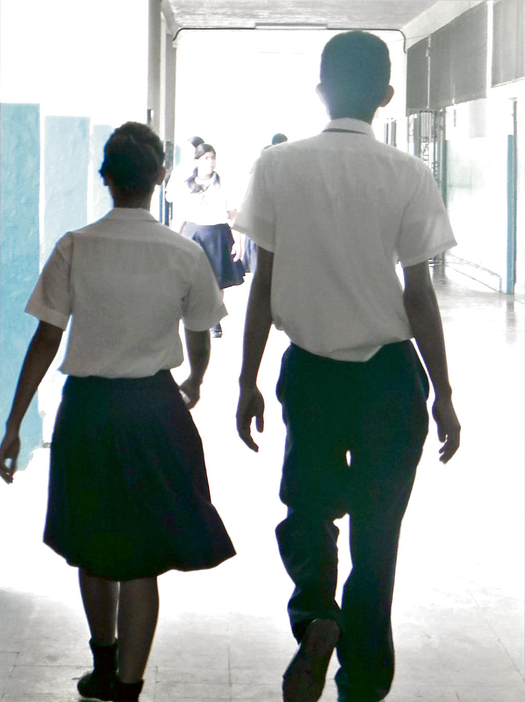 Juventud. Son padres de familia desde muy temprano.(Archivo)