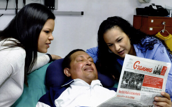 El mandatario venezolano, Hugo Chávez, luego de una intervención quirúrgica. Foto/Cortesía