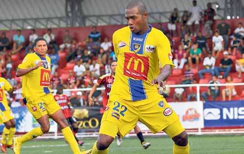 <p></p><p>Jugador. Rolando Rojas, zaguero del Chorrillo FC.</p>