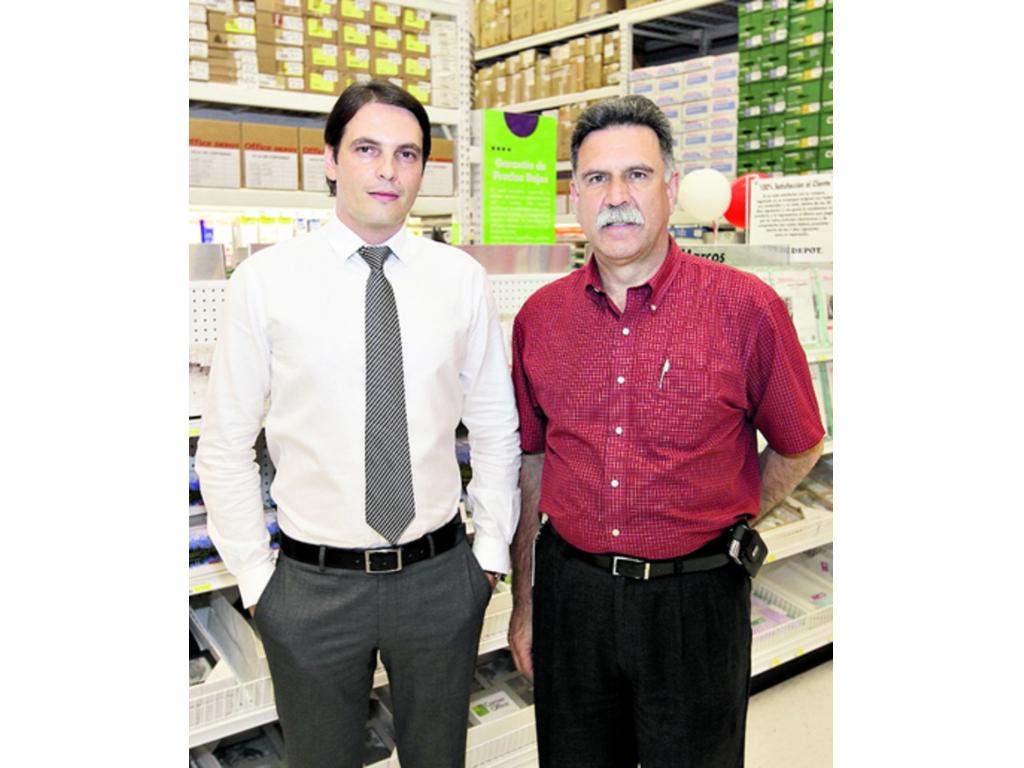 10. Gabriel Daparo y Estuardo Ramírez.