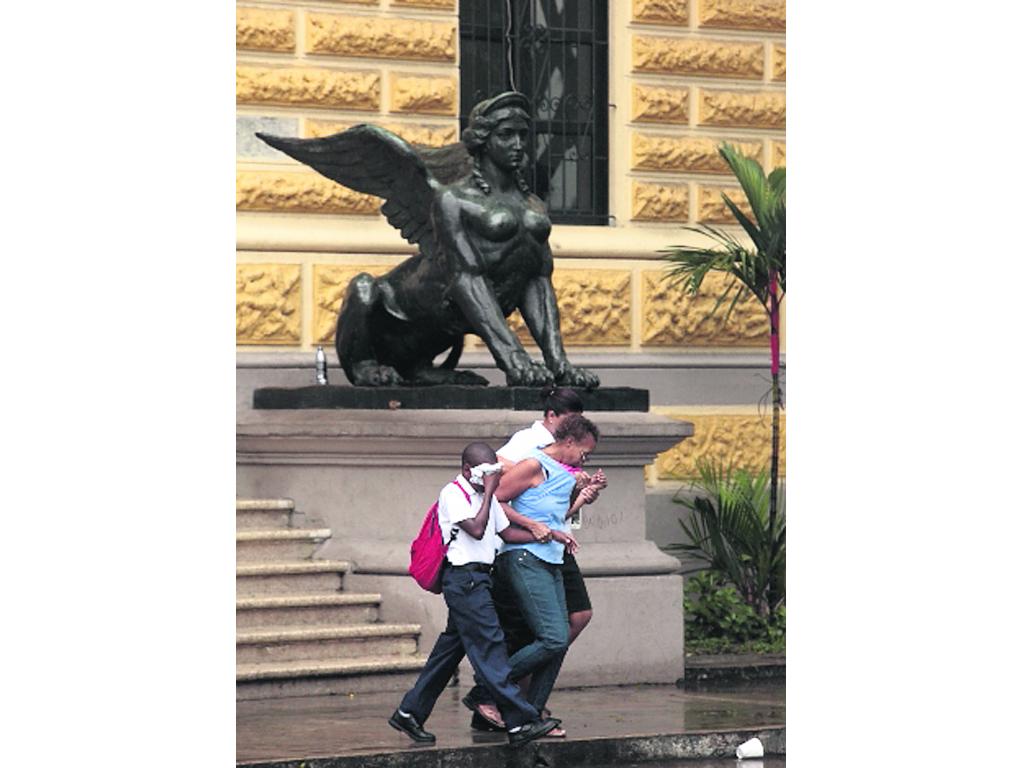 Las clases se suspendieron.(Víctor Arosemena.)