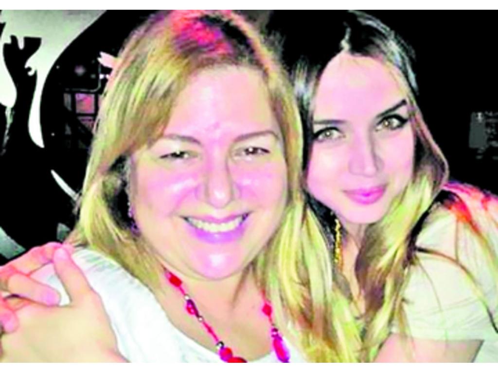 La Fula, en su primera reunión con la actriz cubana.(Archivo.)