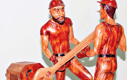 <p>Escultura. Este trabajo ganó el III lugar.</p>