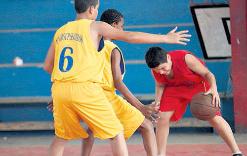 <p>Batalla.El equipo de Calidonia vs. Academia.</p>