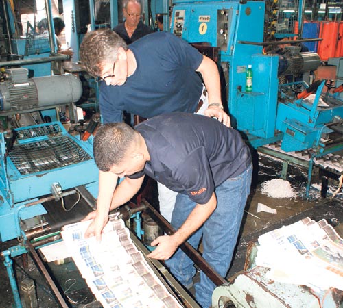 <p>Rotativa. p.m., en plena fase de impresión.</p>