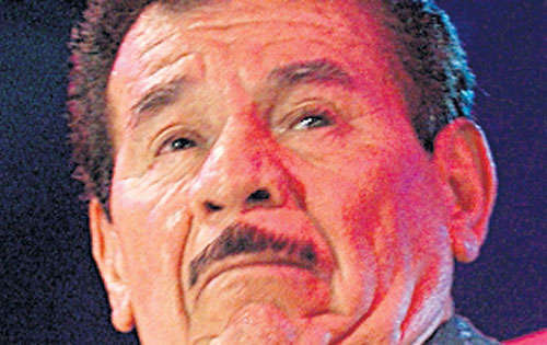 <p>Dorindo Cárdenas. Las cantaderas iniciarán temprano.</p>