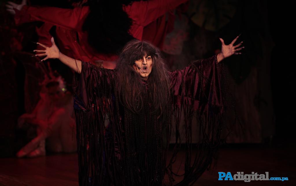 El veterano y experimentado actor José Carranza interpreta al abuelo de Andy.