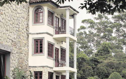 <p>Alojamiento. El hotel Los Mandarinos es distinguido.</p>
