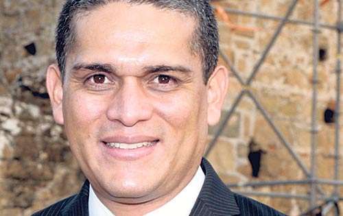 <p>Iniciamos la implementación de modificaciones en el sistema para soportar el proceso de portabilidad, Abdiel Gutiérrez, vicepresidente de Asuntos Corporativos. de Cable & Wireless. Panamá.</p>