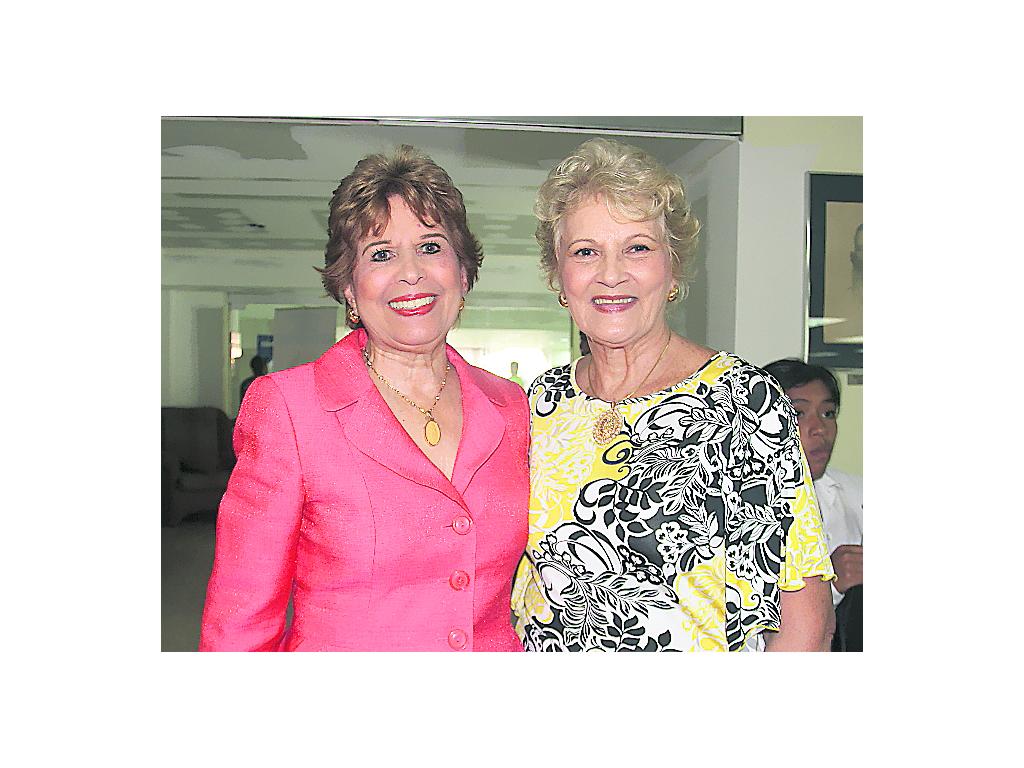 Maritza Diez de Morales y Gerta de Pérez.()