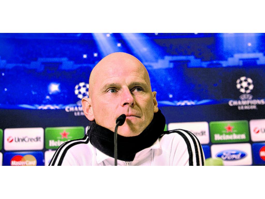 Staale Solbakken, entrenador del Copenhague, no cree que sea imposible ganarle al Real Madrid.(EFE)