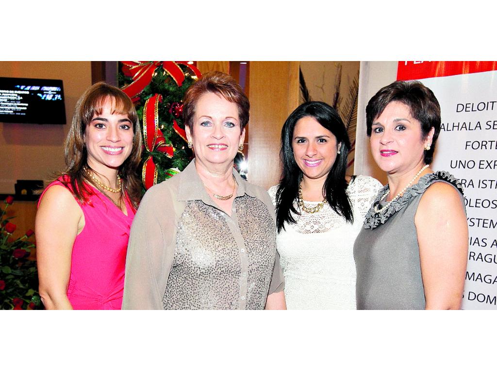 Caterina Sáenz, Irma de Sáenz, María Eugenia Decerega y Monique Decerega.()