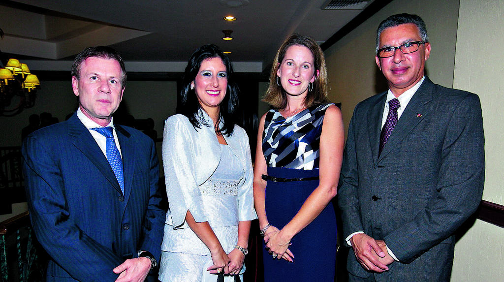Rubén Berrocal, Carla de Martiz, Carrie Gaud y Alfredo Martiz.()