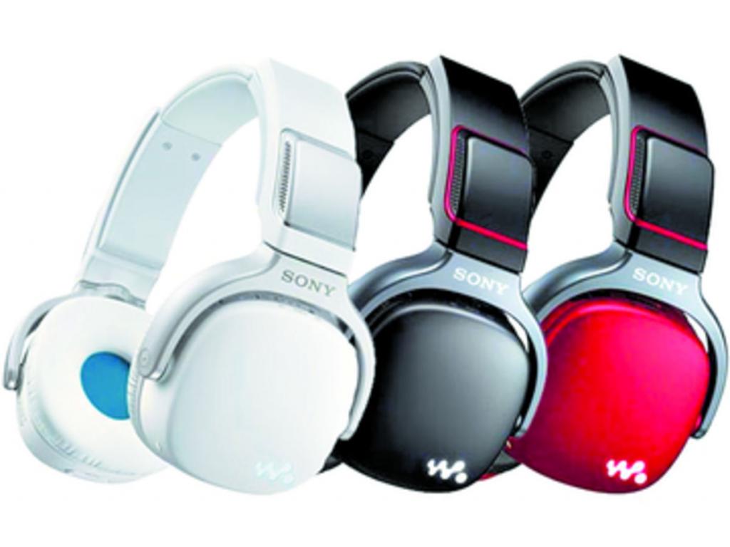 Sony ha sacado a la venta otro producto innovador: se trata de los Sony WH Series, también conocidos como los 3-en-1 Walkman, unos audífonos que además son un reproductor de MP3.