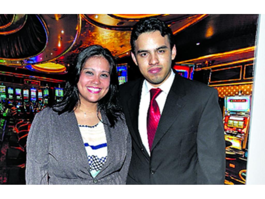 4. Catherine Hung y Gilberto Rebolledo.