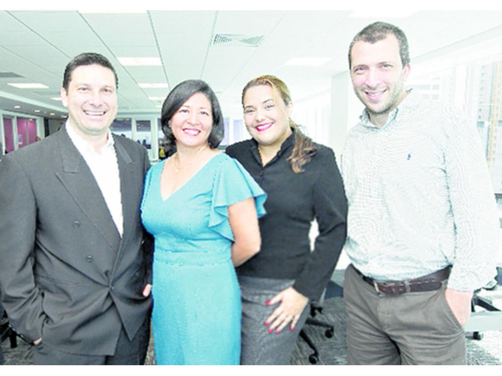 3. Jairo Giraldo, Miroslava Martínez, Liliana González y Matías Couso.