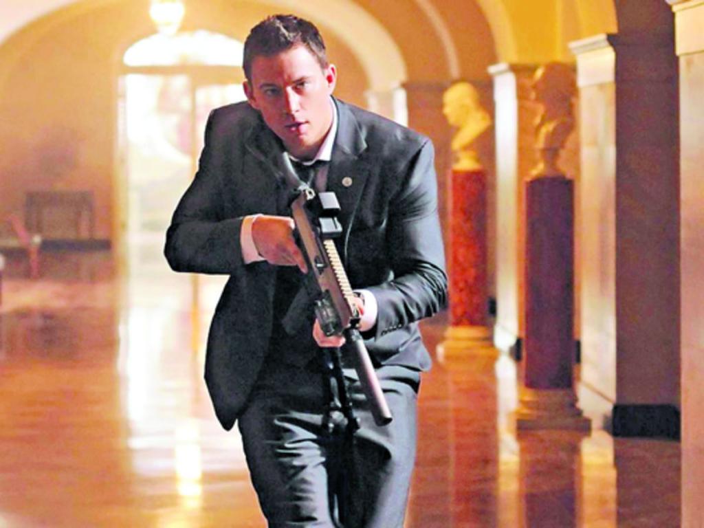 El agente Cale es el encargado de salvar a todos.