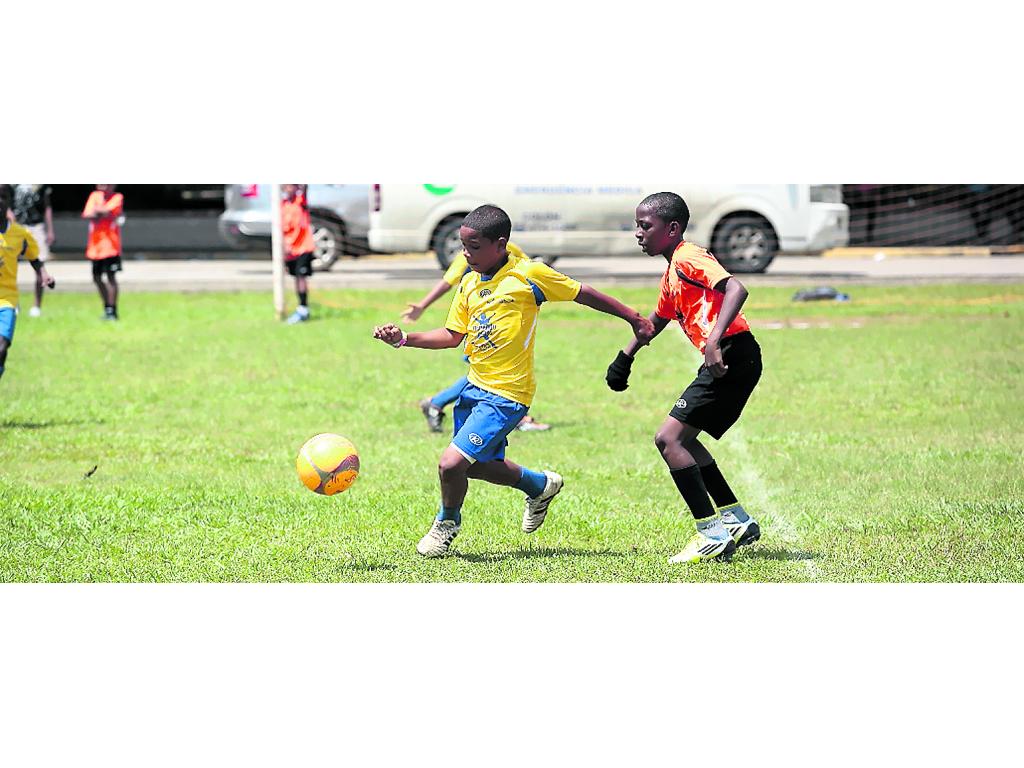 Este torneo se inauguró el 22 de septiembre en estadio de fútbol Cascarita Tapia.()