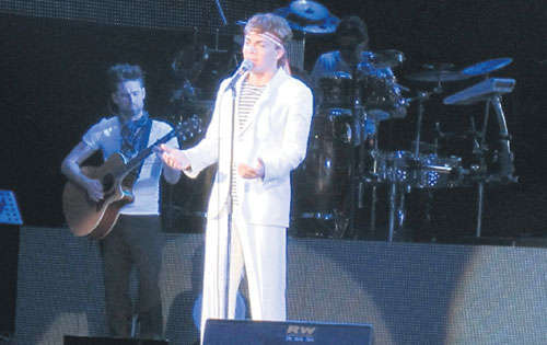 <p>Castro. Comparó su cabello con el de Ricardo Montaner.</p>