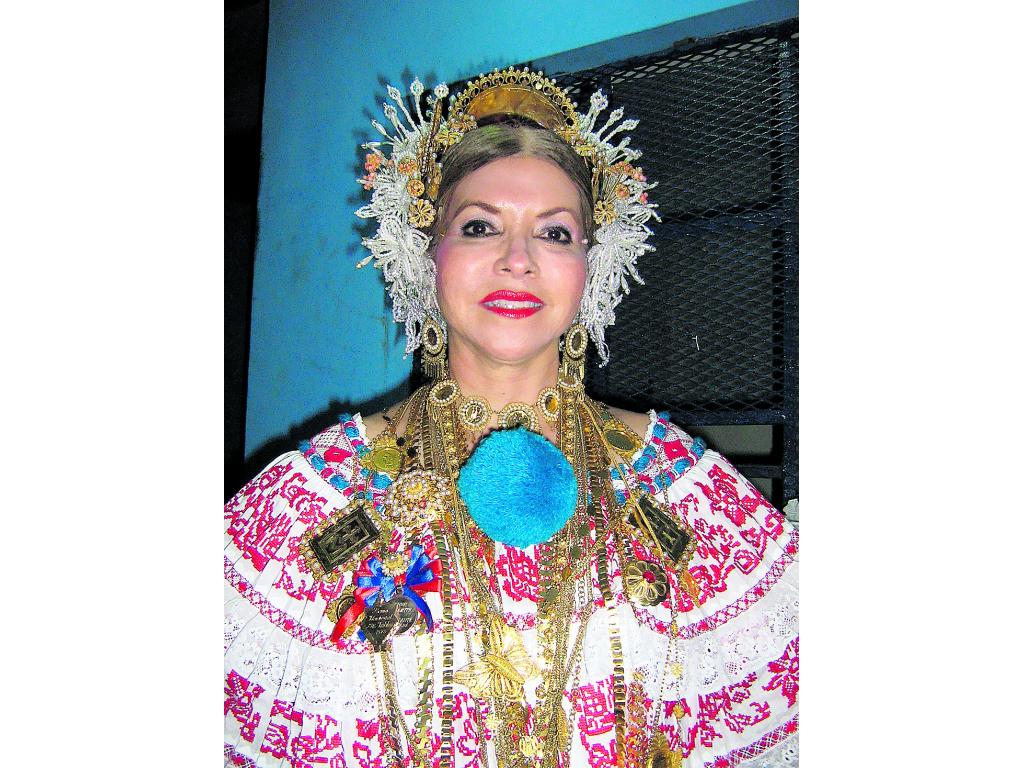 Es sencilla y elegante.()