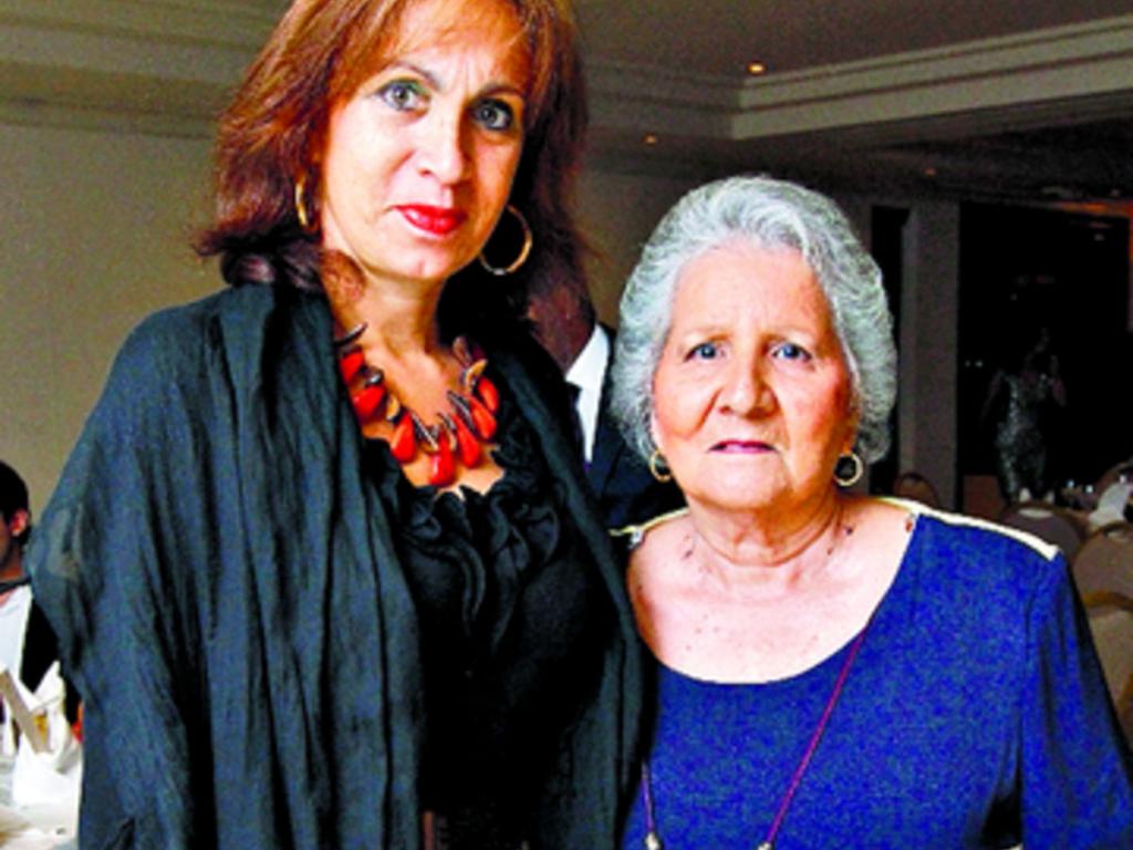 10. Sandra Ramírez y Minerva León.
