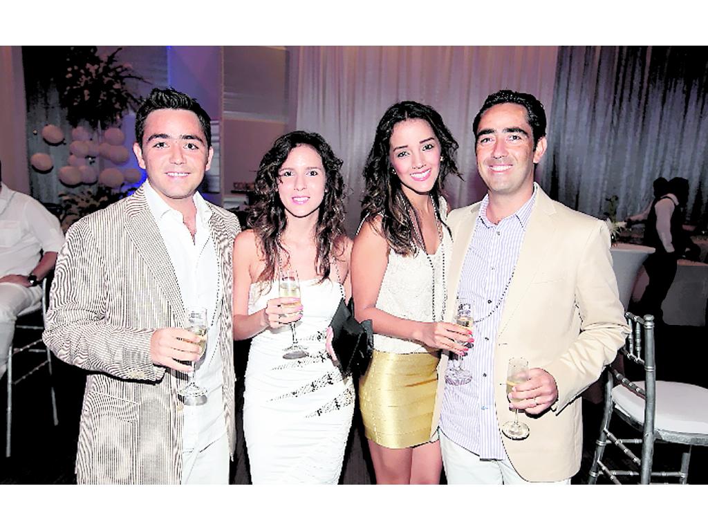 Alfonso Barros, Sol Borja, Giancarla Viteri y Julio Barros.()