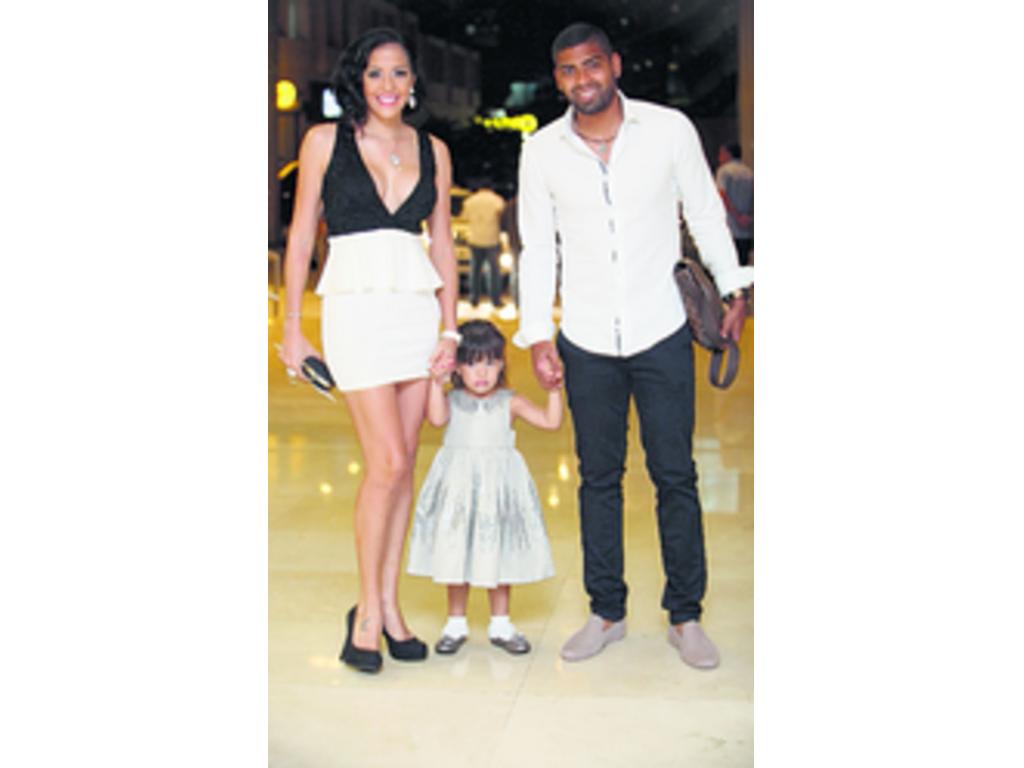 Gabriel Gavilán Gómez con su familia.(Anayansi Gamez)