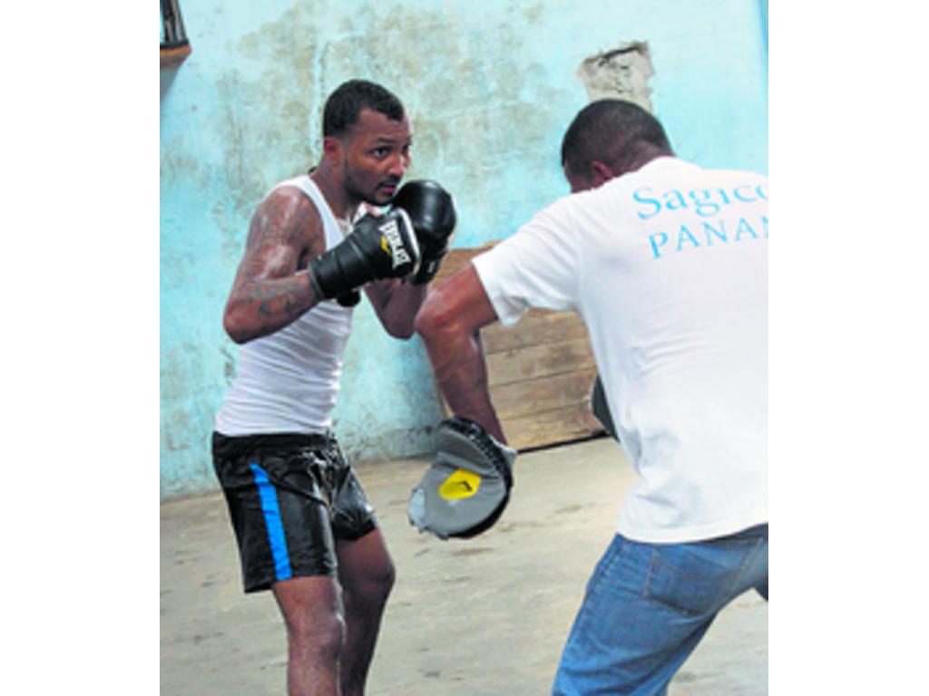 Moreno asegura que la misión es perfeccionar su boxeo.(Archivo)
