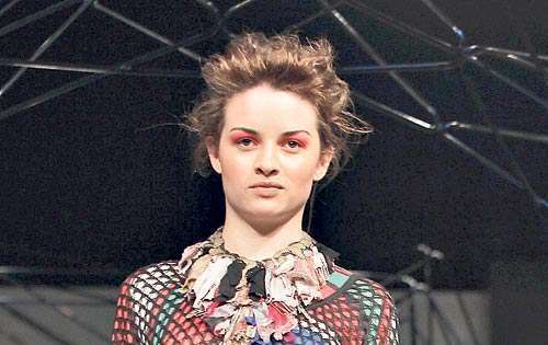 <p>Martín Churba se inspiró en la francesa Louise Bourgois para crear su técnica de dibujos automáticos y compulsivos.</p>