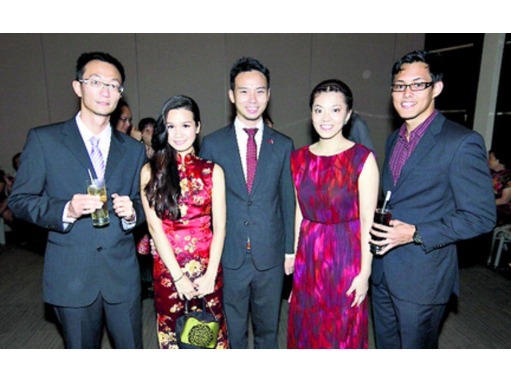 5. Alfonso Chu, Kristing Peng, Verano Wu, Tina Wu y Simón Hu.