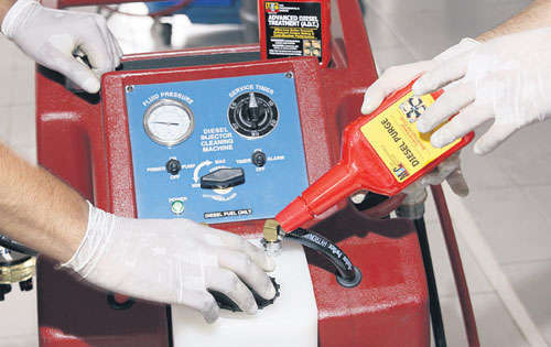<p>Técnica. El procedimiento se realiza con el auto conectado a una máquina especial .</p>