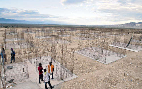 <p>Reconstrucción. Se desarrollan varios proyectos habitacionales.</p>