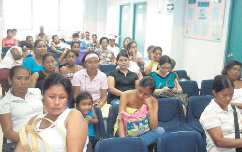 <p>Compromiso. Urge mejorar servicios a los pacientes.</p>