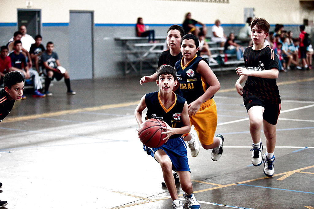 El equipo de la Salle barrió en el baloncesto juvenil.(FOTOS: Anayansi Gamez.)