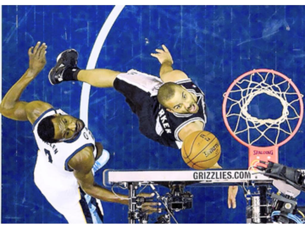 Tony Parker encestó 37 puntos en el cuarto partido en la serie por la final de la Conferencia del Oeste ante los Grizzlies de Memphis. Este fue el mejor partido para el base francés esta postemporada.( EFE)